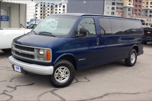 2001 Chevy Express Van